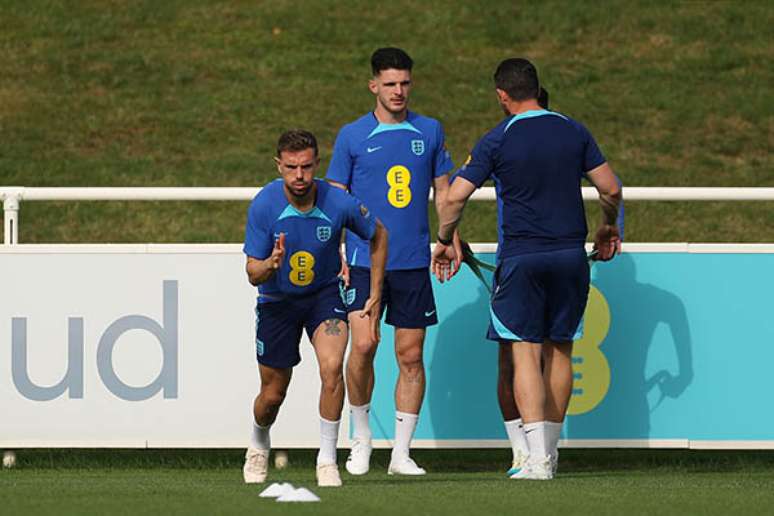 Henderson durante treinamento da seleção inglesa –