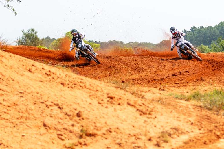 Descubra os tipos de motos de motocross e seus modelos famosos