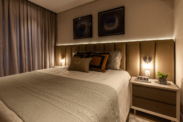 Adequate headboard lighting promotes relaxation before bed 