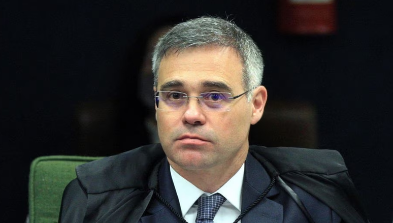 O ministro do Supremo André Mendonça entendeu que não há risco para a vítima na decisão