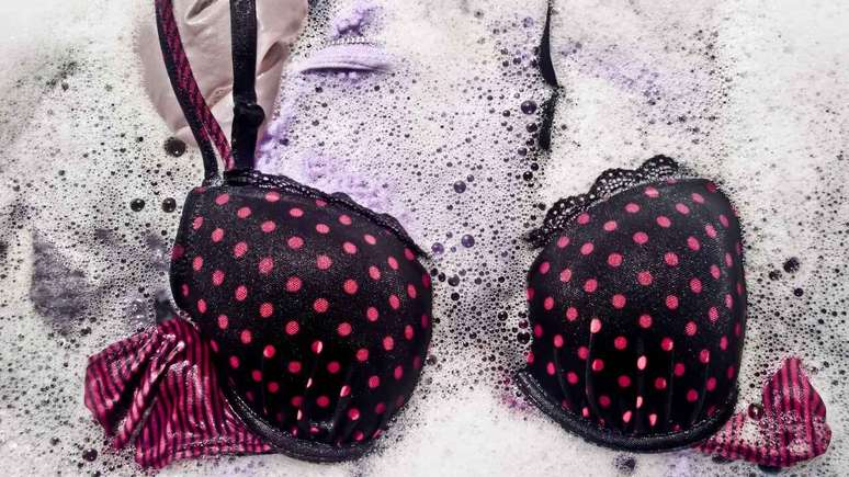 How often should I wash my bra?  Clear your doubt