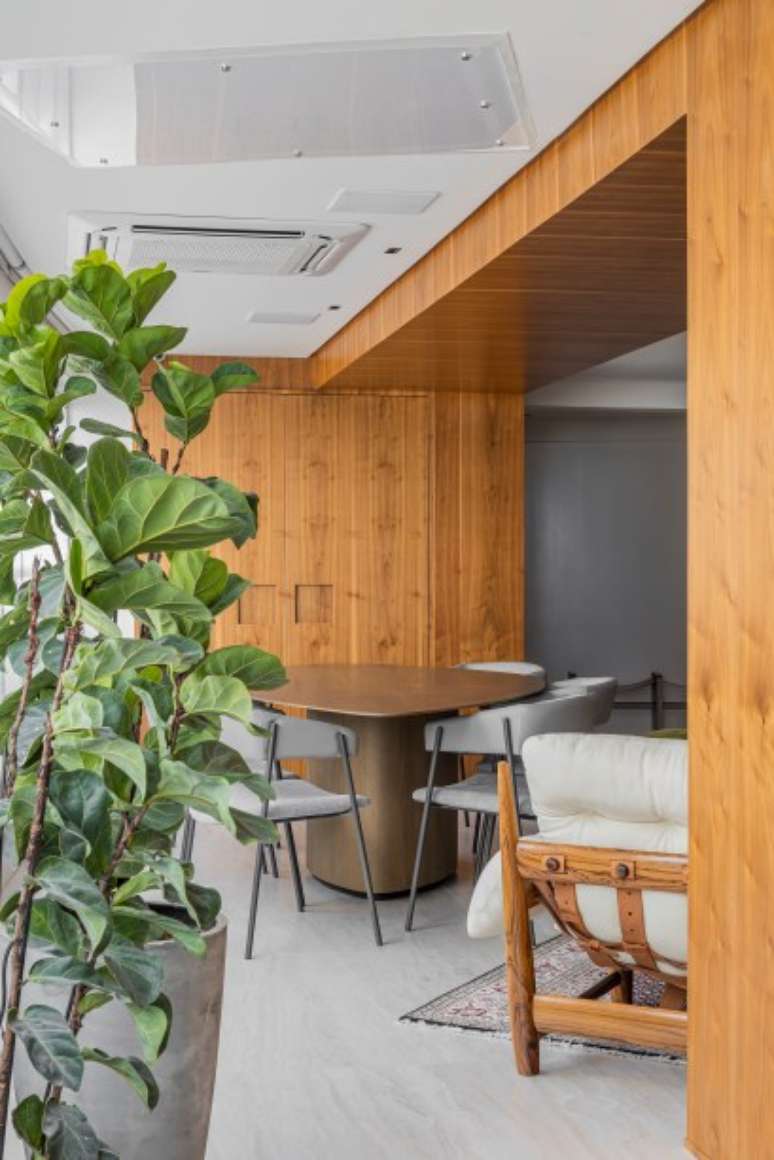 Apê de 230m² tem projeto integrado e quarto inspirado nos lofts de NY