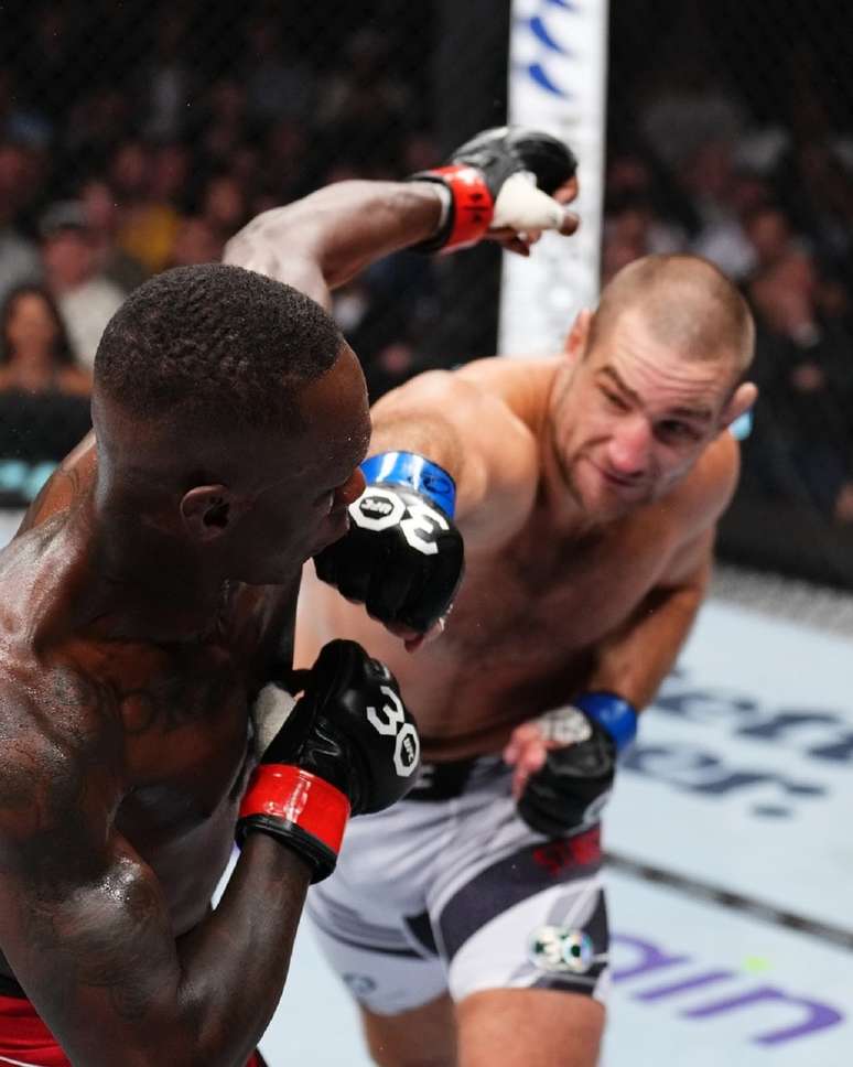 UFC 293: Sean Strickland Surpreende Adesanya E é Campeão Dos Médios