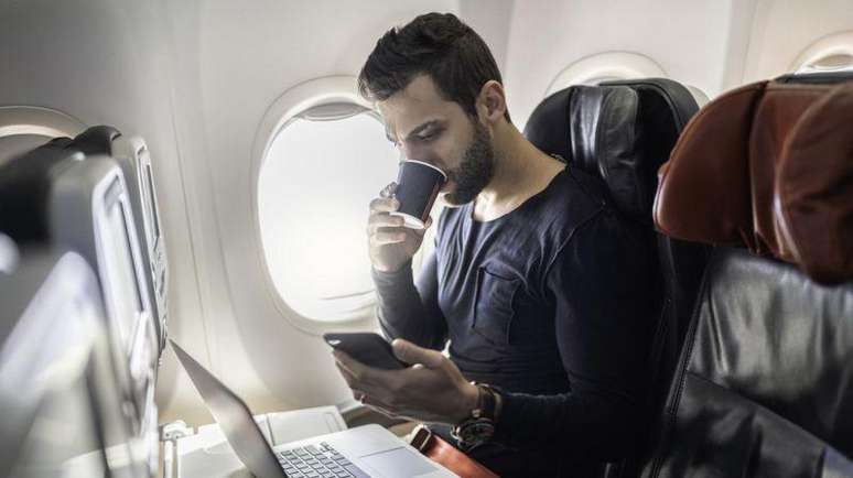 A cafeína e o álcool têm um impacto direto na qualidade do sono.