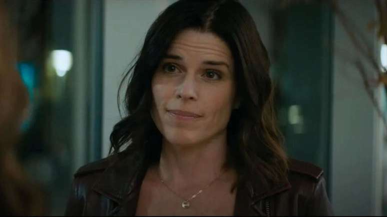 Por que Neve Campbell não está em "Pânico 6"?