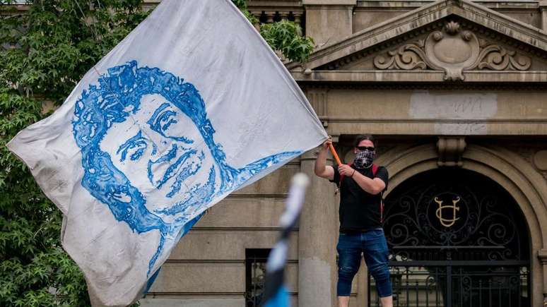 A imagem de V&iacute;ctor Jara continua sendo um &iacute;cone em protestos.