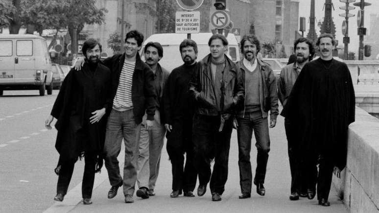 Integrantes da banda Quilapay&uacute;n, criadora de &ldquo;O povo unido nunca ser&aacute; derrotado&rdquo;, na Fran&ccedil;a, em 1985.