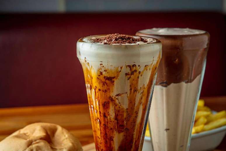 Receitas fáceis de milkshake para você se deliciar