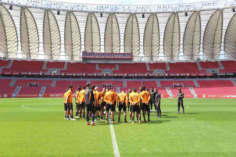 Internacional x Sao Paulo: where to watch it, lineups and refereeing