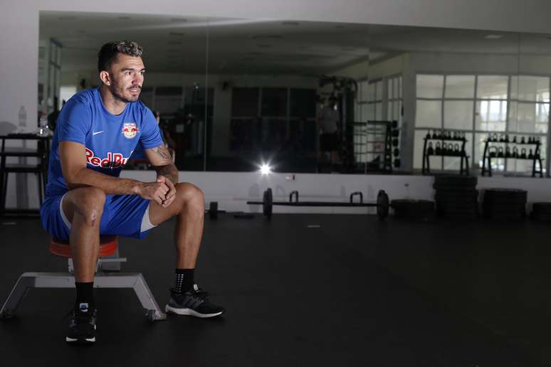 Após longo período afastado, Raul volta a treinar pelo Massa Bruta. 