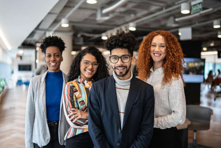 Embraer, Nestl&ecirc;, Ambev e mais: veja programas de trainee e est&aacute;gio com inscri&ccedil;&otilde;es abertas 