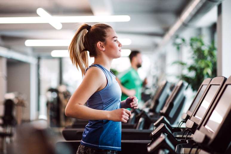 Exerc&iacute;cios de cardio s&atilde;o uma ferramente para manter a motiva&ccedil;&atilde;o e os resultados da dieta (pitchwayz | ShutterStock)