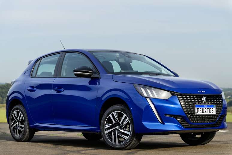 Peugeot 208: versão mais completa é a Griffe com motor turbo