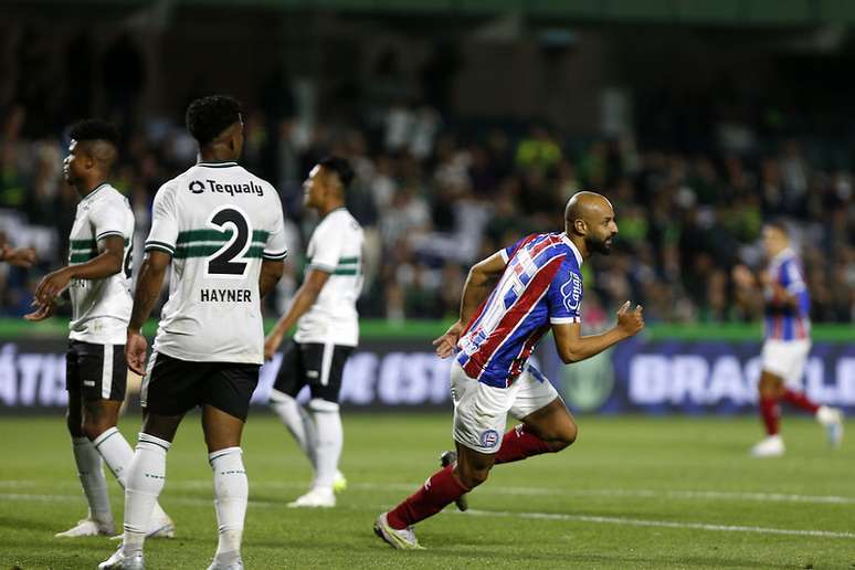 Coritiba Futebol Clube - Jogo entre Coritiba e Bahia, no estádio