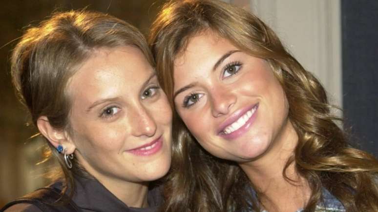 Rafaela (Paula Picarelli) e Clara (Alinne Moraes) em 'Mulheres Apaixonadas'. Reprodução/ Globo