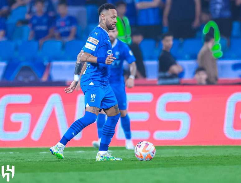 Neymar estreou pelo Al-Hilal um m&ecirc;s ap&oacute;s an&uacute;ncio &ndash;