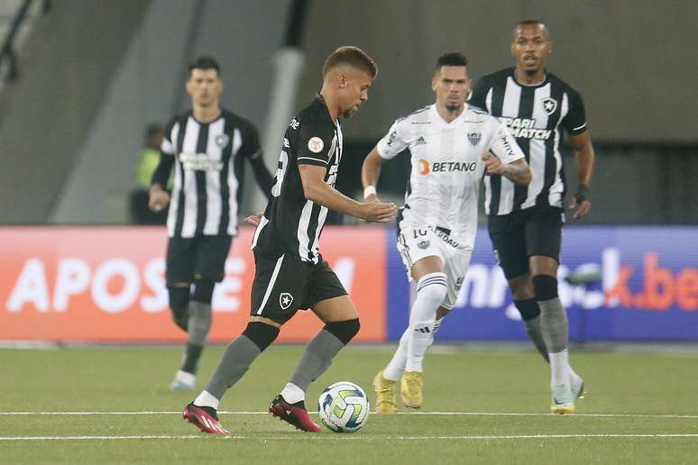 Botafogo x Palmeiras: informações e prováveis escalações do jogo pela 31ª  rodada do Brasileirão - Gazeta Esportiva