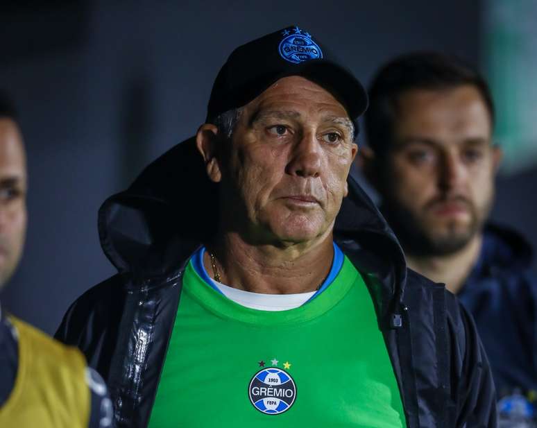 Renato Gaúcho e elenco do time principal se reapresentam no Grêmio