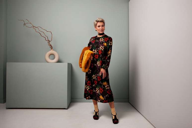 Dresses with floral prints highlight the Cottagore trend 