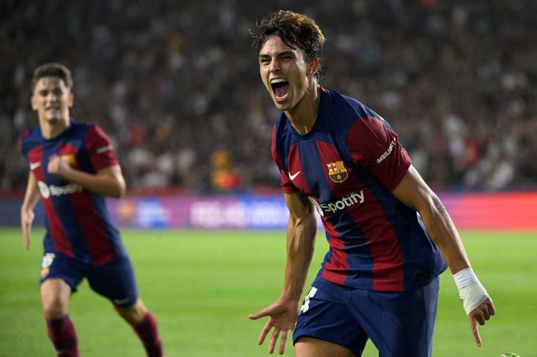 Barcelona empata fora de casa com gol de jogador de 16 anos