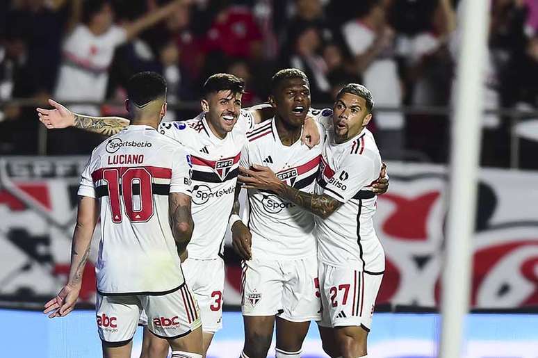 Flamengo x São Paulo: onde assistir, escalações, horário e arbitragem