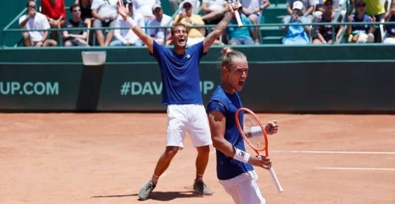 Matos and Meligeni battle and place Brazil in the Davis Cup