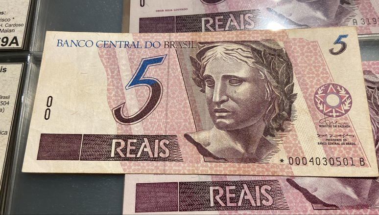 Parece uma simples nota de R$ 5, mas seu valor é bem maior