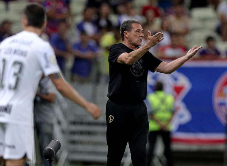 Luxemburgo poderá fazer mudanças no Corinthians –