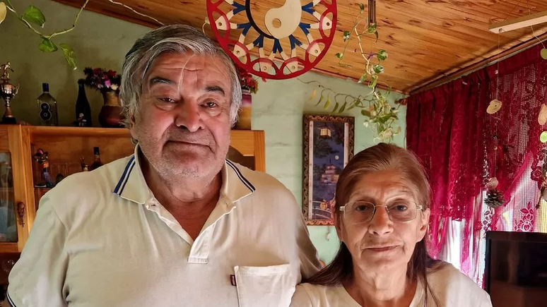 Por 34 anos, Mario Bracamonte e sua esposa Titi nunca falaram sobre o tempo que passaram detidos durante a ditadura militar argentina