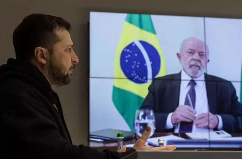 O presidente da Ucrânia, Volodymyr Zelensky, compartilha nas redes sociais foto de reunião com Lula