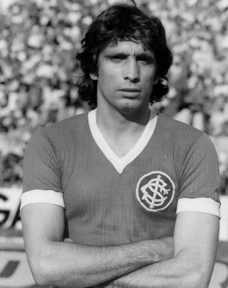 Marinho Peres foi campeão brasileiro pelo Internacional em 1976