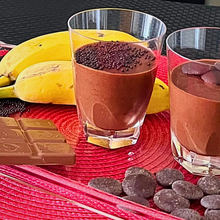 MOUSSE DE BANANA COM CHOCOLATE