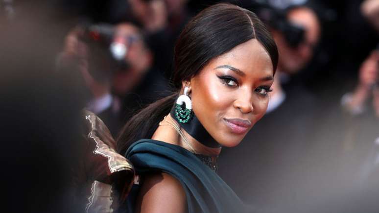 Naomi Campbell relembra luta contra o racismo: "Eu precisava ir além"