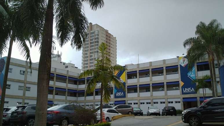 Fachada da Universidade de Santo Amaro (Unisa) 