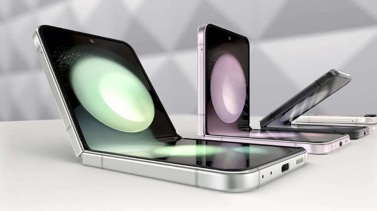 Aparelhos da Samsung estariam usando tecnologias 4G e 5G de forma indevida (Imagem: Divulgação/Samsung)