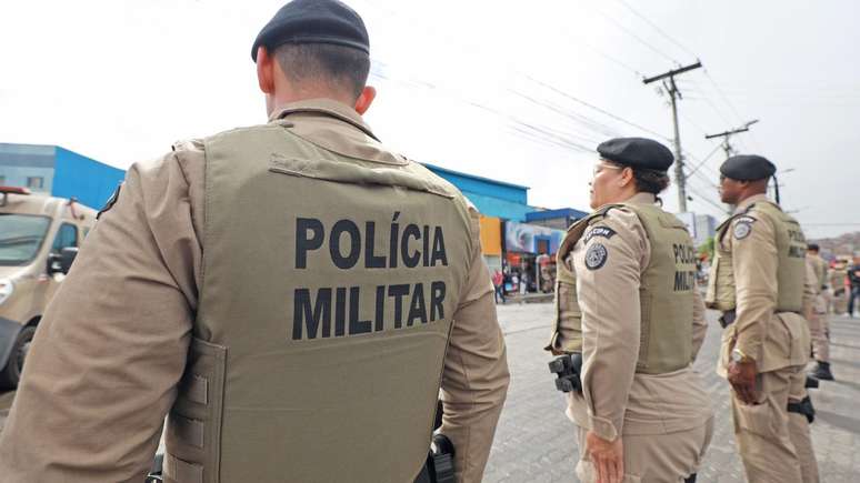 Governo da Bahia disse que contratou cerca de 2.000 policias militares, além de bombeiros, neste ano