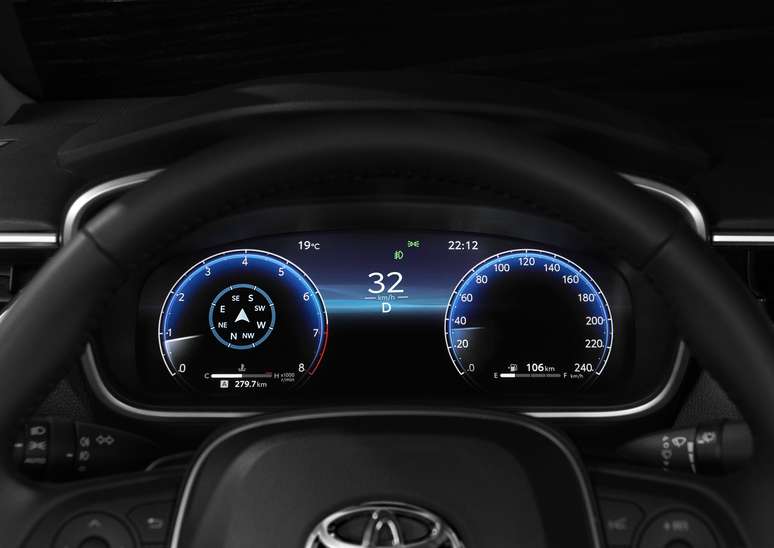 Toyota Corolla 2024: novo cluster TFT com tela digital de 12,3" a partir da versão XEi