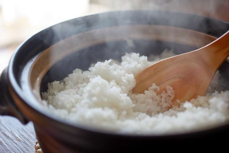 O arroz branco do dia a dia não precisa ser sempre igual