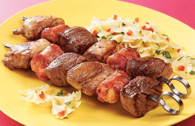 Churrasco no espeto: Aprenda como fazer passo a passo