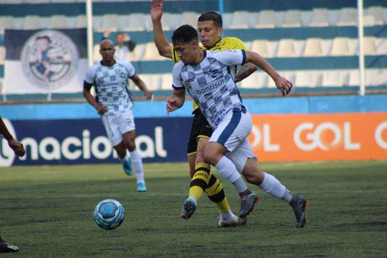 São José vence segundo jogo contra o Brusque e garante vaga nas