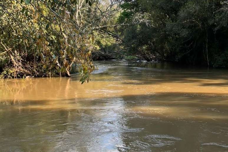 Corpo de jovem é encontrado às margens de rio em Matipó