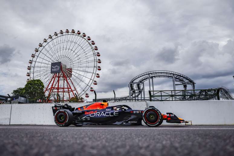 F1: Verstappen mostra força e lidera terceiro treino no Japão