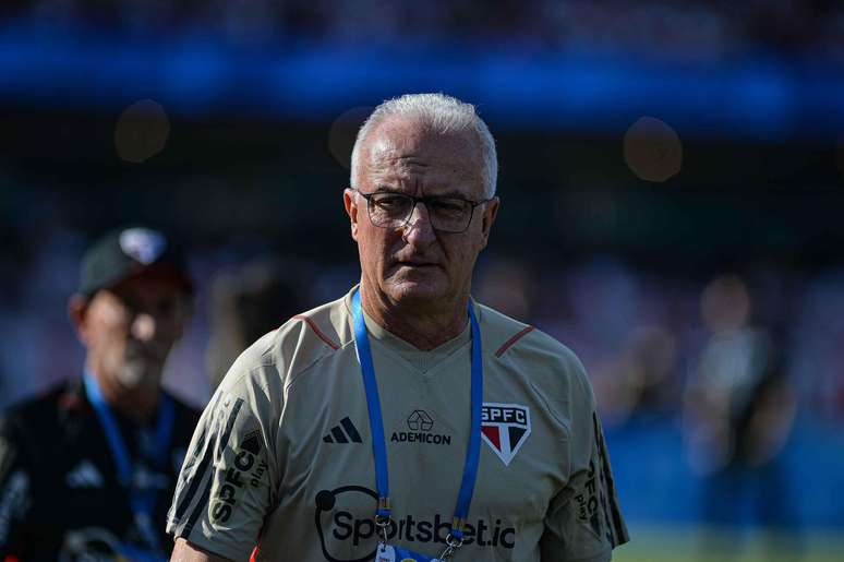 Dorival Jr, ex-São Paulo, é anunciado como técnico da Seleção Brasileira