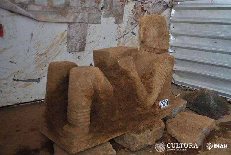O chac mool de P&aacute;tzcuaro tem 80 cm de altura e pesa 200 kg