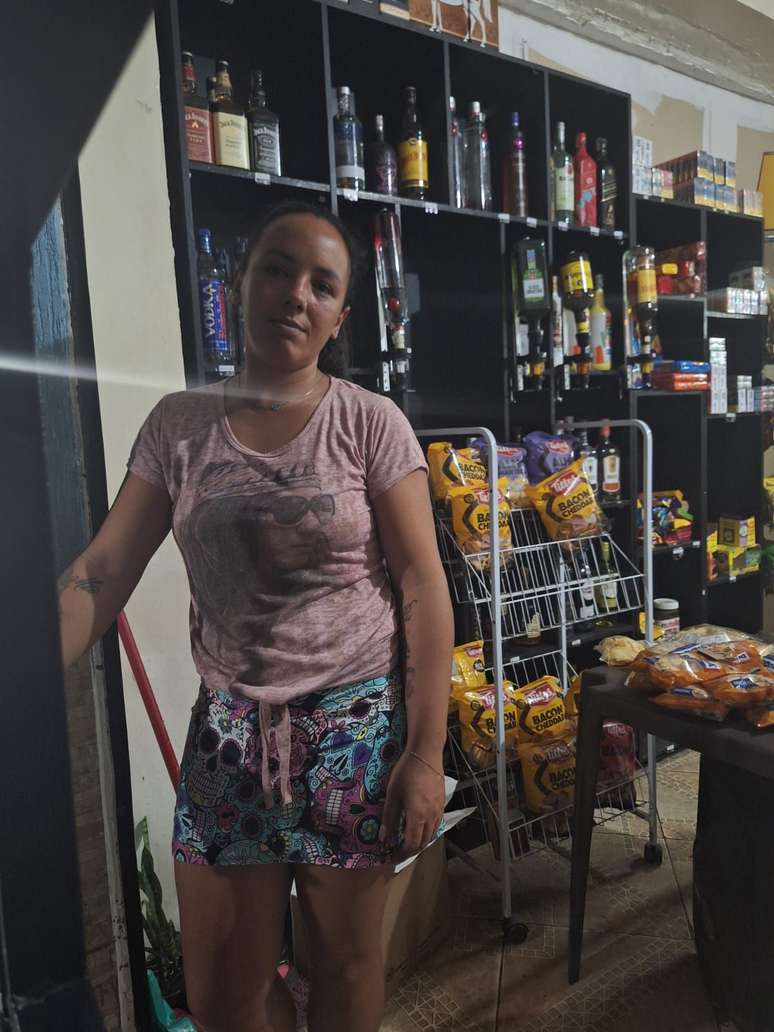 Sheille Freitas e a irmã juntaram uma rescisão e o dinheiro da venda de um carro para abrirem a distribuidora de bebidas