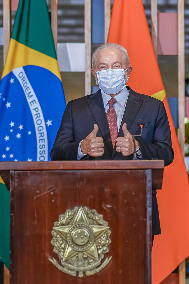 Lula usa máscara cirúrgica em evento no Palácio do Itamaraty, 25.set.23