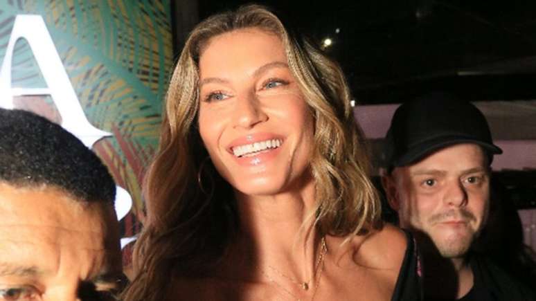 Gisele Bündchen na Sapucaí – Fotos: JC Pereira / AgNews