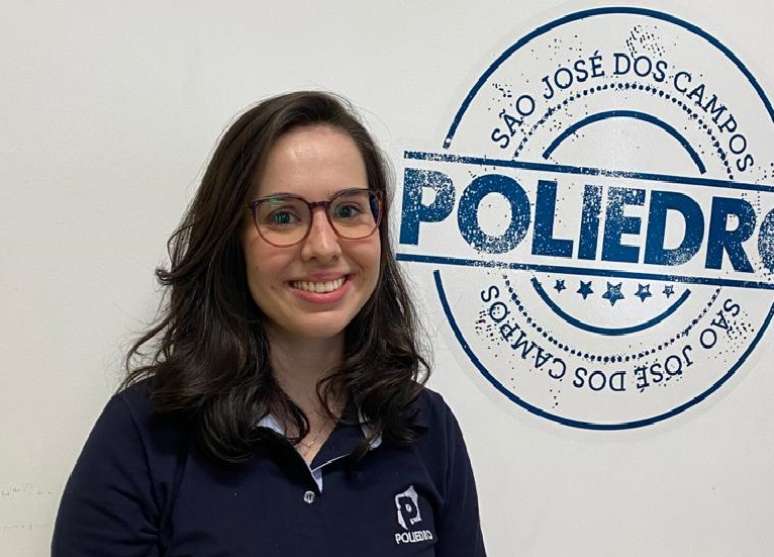 Maria Catarina Bozio, coordenadora do Ensino Médio e professora de Redação do Poliedro de São José dos Campos.