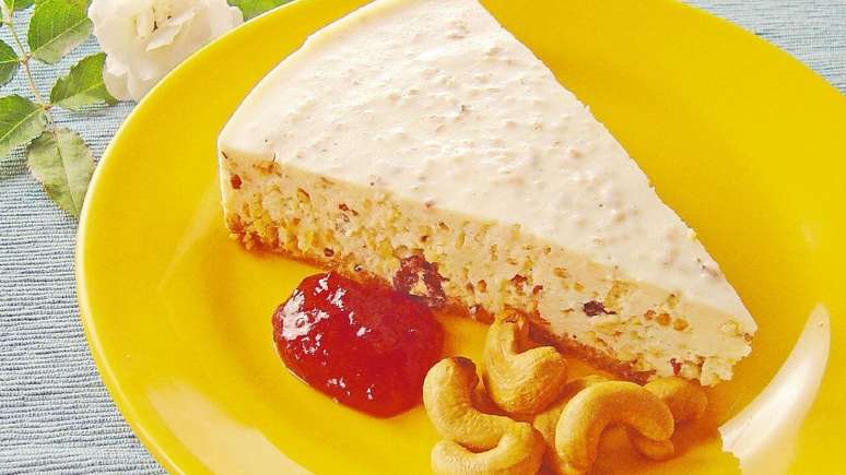 Cheesecake com castanha de caju