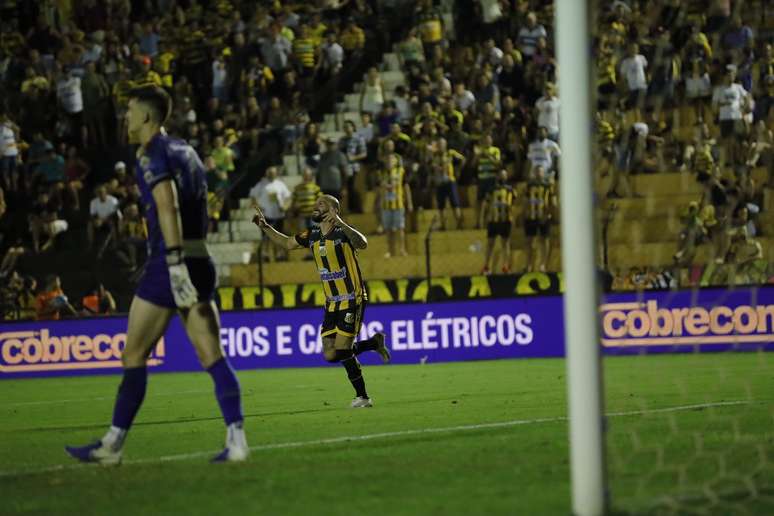 Sub-17 do Grêmio Novorizontino vence mais uma e entra na zona de